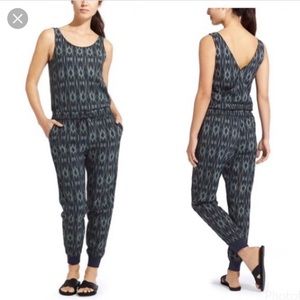 Athleta ikat crossback jumpsuit size 8